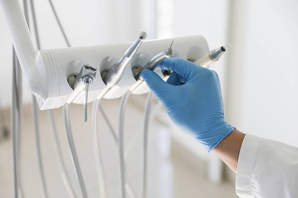 Professional Tooth Extraction technician working in Draper, UT